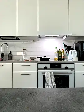 cute cake online show from 17, 10, 2025