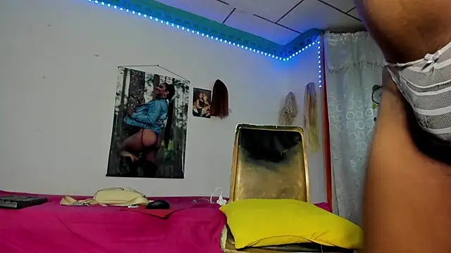 Amberbrown18 online show from 6, 3, 2026