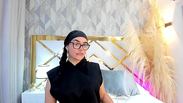 DevoraCarther online show from 19, 10, 2025