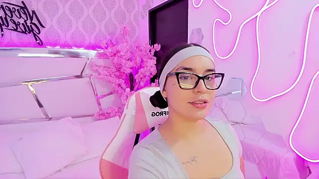 DevoraCarther online show from 13, 11, 2025