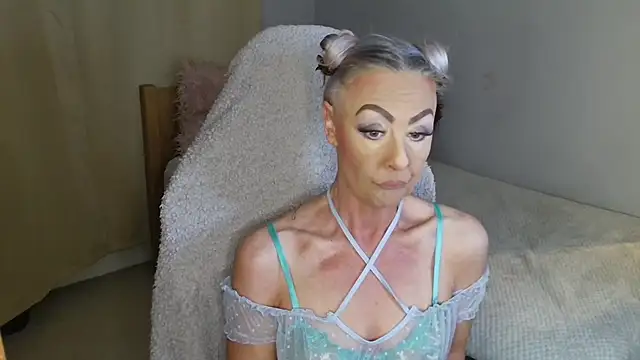 TheOGMiaMystique online show from 27, 5, 2026