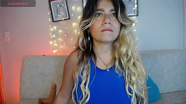 Sweet Bella Valery online show from 16, 4, 2026