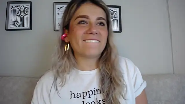 Sweet Bella Valery online show from 27, 11, 2025