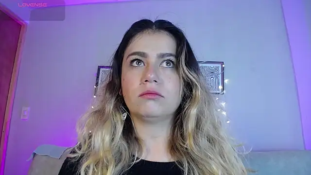 Sweet Bella Valery online show from 15, 3, 2026