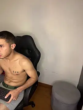 Snapshot of chucky_karla chatting on 14, 2, 2026 chucky karla online show from 14, 2, 2026