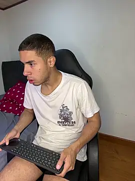 Snapshot of chucky_karla chatting on 13, 2, 2026 chucky karla online show from 13, 2, 2026