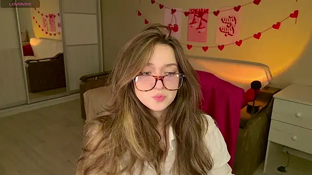 BellaSink online show from 5, 12, 2025