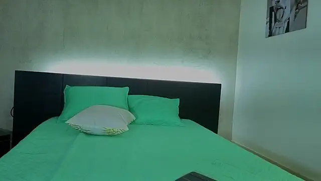 shimmer lure online show from 24, 2, 2026