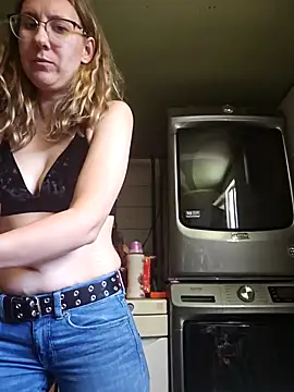 pleasureme24k online show from 16, 10, 2025