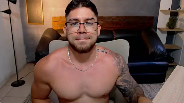 Mike montoya01 online show from 27, 6, 2026