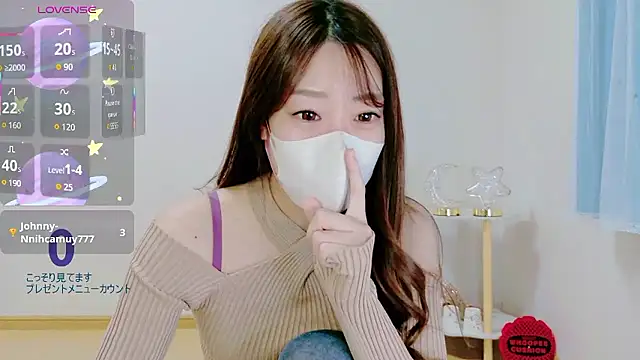 TSUKI circle online show from 10, 11, 2025