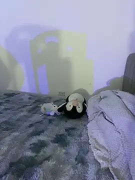 Emilux  online show from 14, 4, 2026