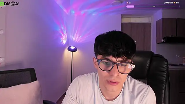 Mikeyvioleta  online show from 3, 6, 2026