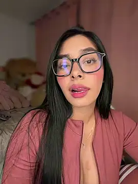 MiaSofia   online show from 7, 6, 2026