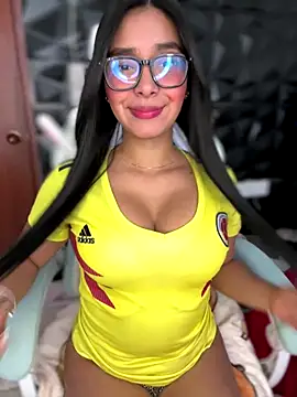 MiaSofia   online show from 7, 1, 2026