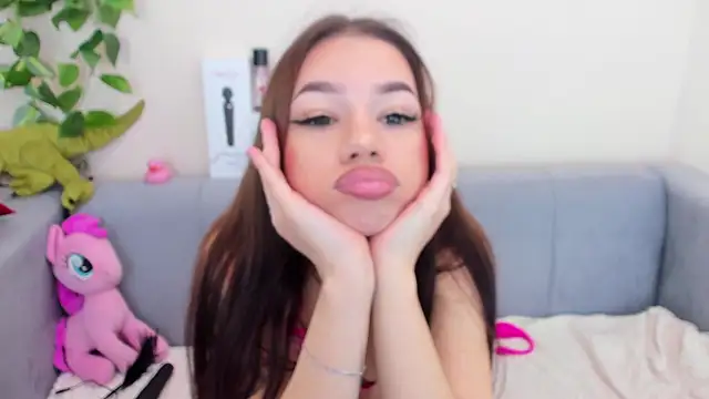 Amina XDoll online show from 22, 11, 2025