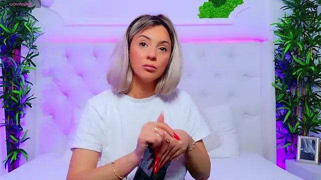 AriannaSins online show from 10, 11, 2025