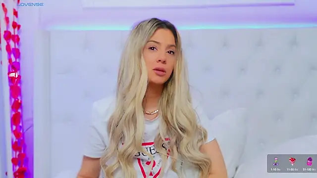 AriannaSins online show from 8, 3, 2025