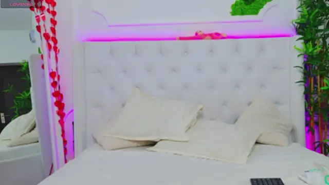 AriannaSins online show from 26, 2, 2025