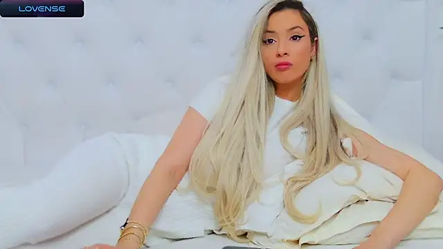 AriannaSins online show from 24, 2, 2025