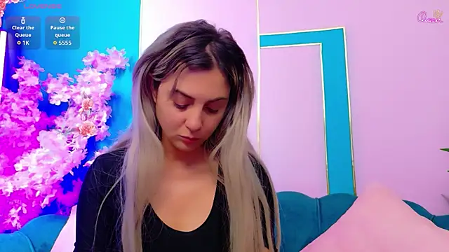 AriannaSins online show from 24, 6, 2026