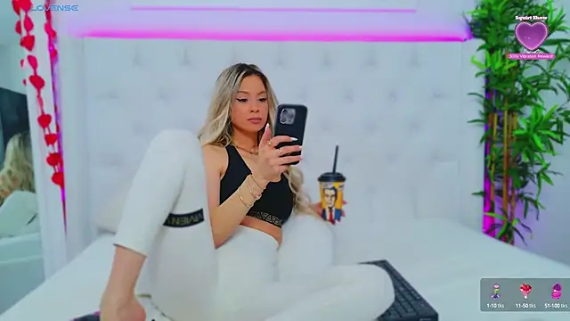 AriannaSins online show from 6, 3, 2025