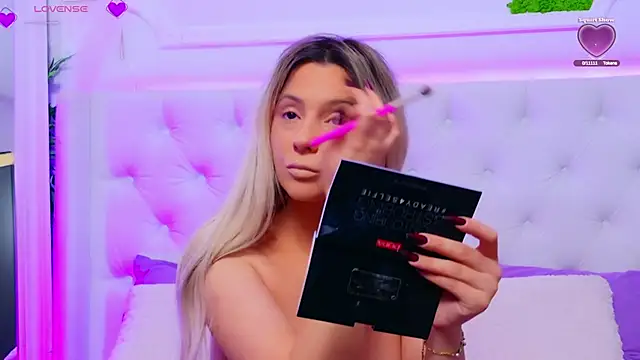 AriannaSins online show from 18, 12, 2025