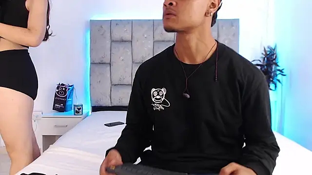 SweetAndSinful online show from 18, 11, 2025