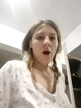 SandyCassie online show from 28, 10, 2025