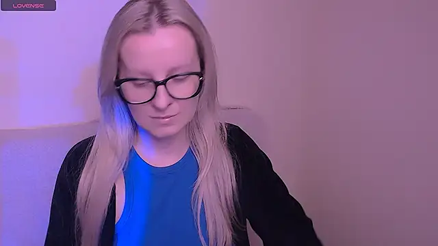 AllaLeomz online show from 20, 11, 2025