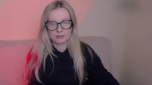 AllaLeomz online show from 25, 11, 2025