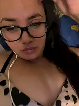 antoniamiller69 online show from 3, 11, 2025