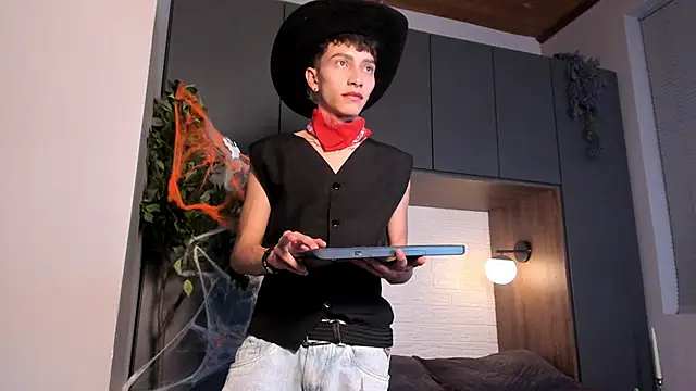 Tiam muller online show from 31, 10, 2025