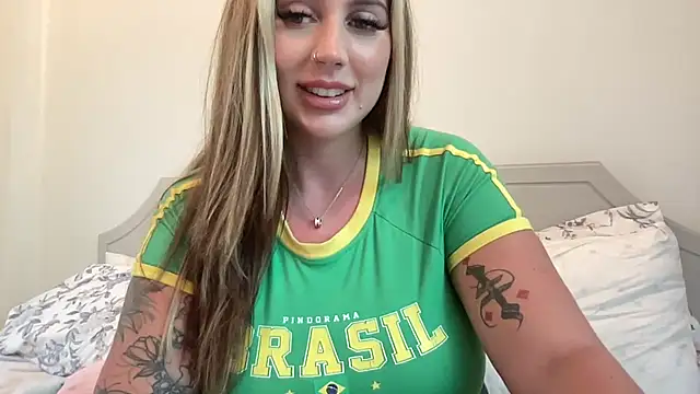 Amiraxevans online show from 25, 3, 2026