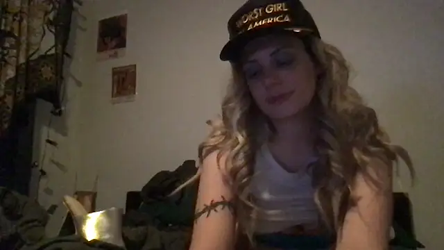 Snapshot of wet_alleycat chatting on 12, 6, 2026 wet alleycat online show from 12, 6, 2026