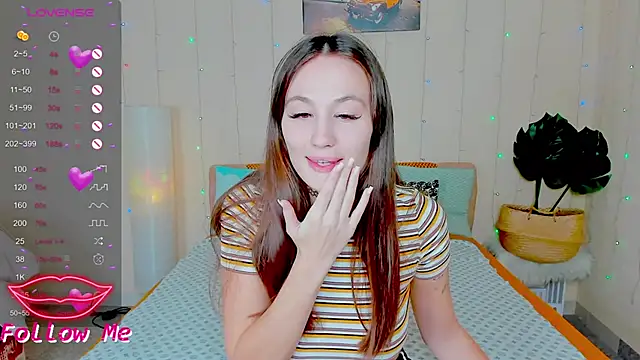 honeybuns lizzy online show from 17, 10, 2025