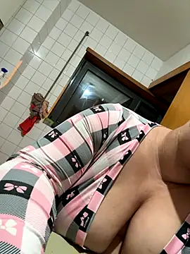 menina coimbrinha online show from 27, 10, 2025