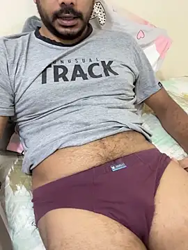 Handsome8677 online show from 27, 10, 2025