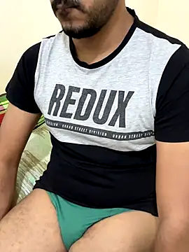 Handsome8677 online show from 5, 11, 2025