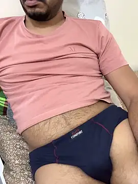 Handsome8677 online show from 29, 11, 2025