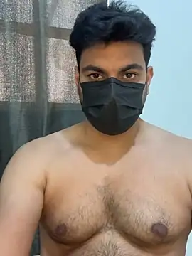 Handsome8677 online show from 13, 5, 2026