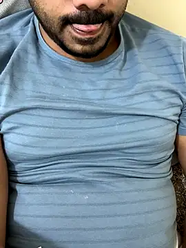 Handsome8677 online show from 6, 1, 2026