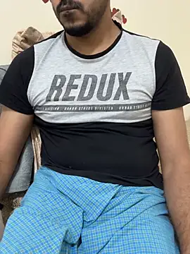 Handsome8677 online show from 26, 2, 2026