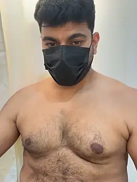 Handsome8677 online show from 30, 4, 2026