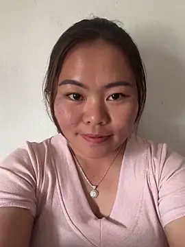 Snapshot of panda-bae chatting on 27, 10, 2025 panda-bae online show from 27, 10, 2025