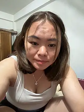 Snapshot of panda-bae chatting on 23, 10, 2025 panda-bae online show from 23, 10, 2025