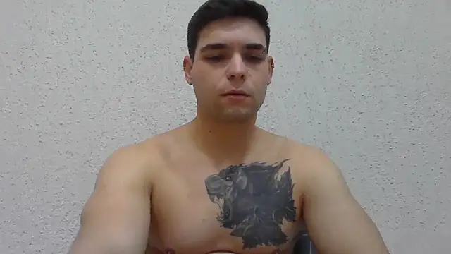 Snapshot of Zure-xxx chatting on 13, 7, 2026 Zure-xxx online show from 13, 7, 2026