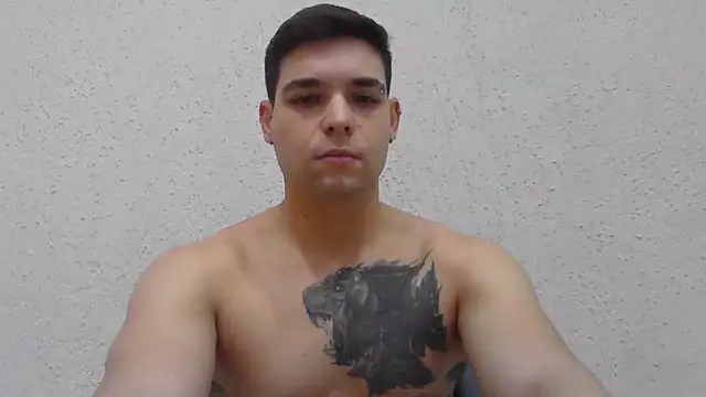 Snapshot of Zure-xxx chatting on 12, 7, 2026 Zure-xxx online show from 12, 7, 2026