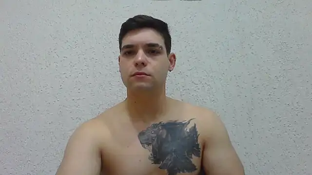 Snapshot of Zure-xxx chatting on 15, 7, 2026 Zure-xxx online show from 15, 7, 2026