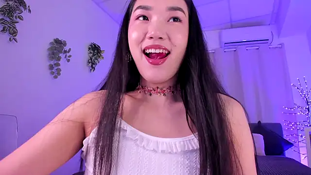 Snapshot of Divine_Madeleine chatting on 12, 6, 2026 Divine Madeleine online show from 12, 6, 2026